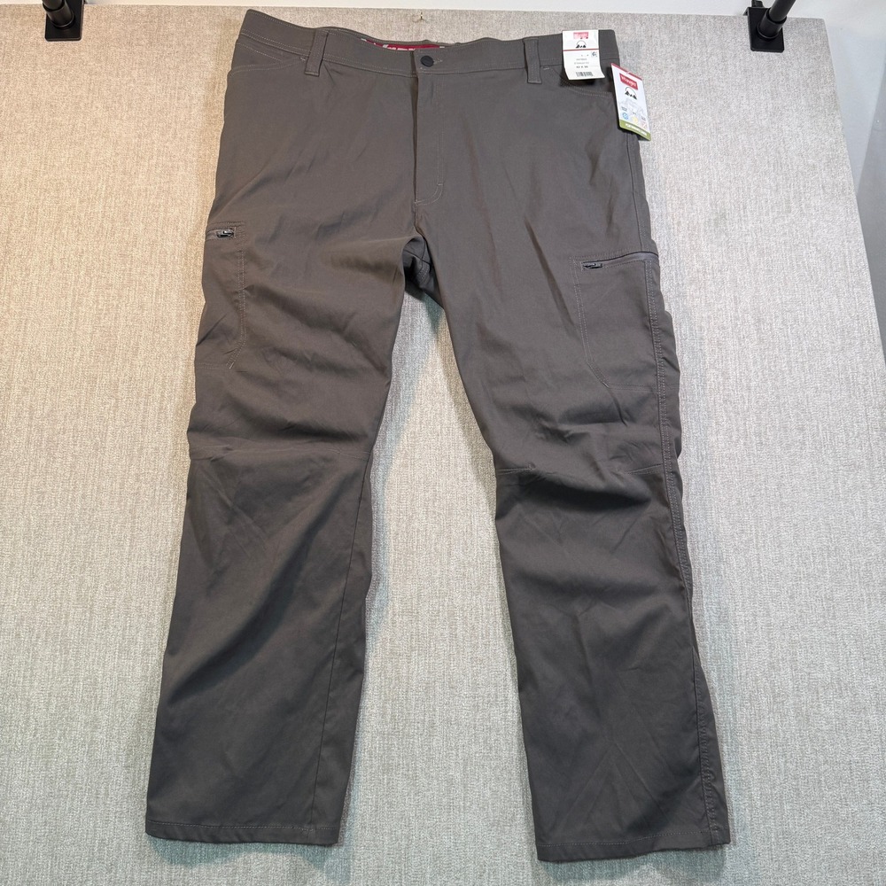 Wrangler Mens Outdoor Performance Cargo Pants Gray Straight Fit 42x30 NW788AS